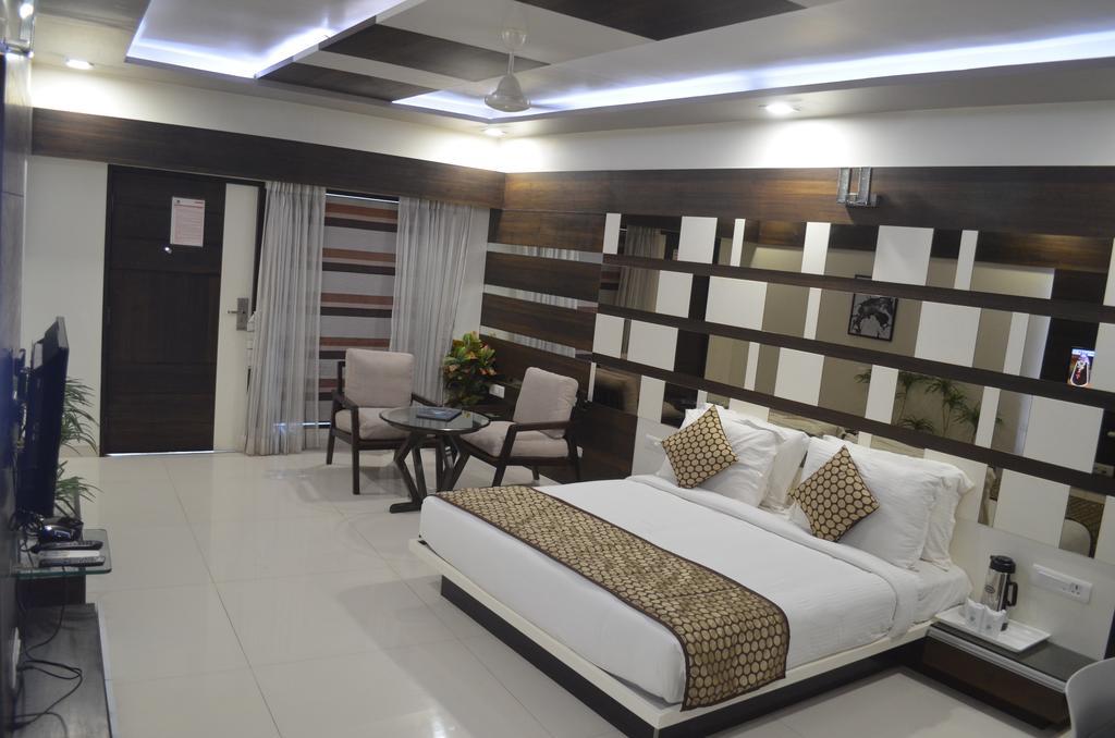 Kostamar Beach Resort Diu Ruang foto