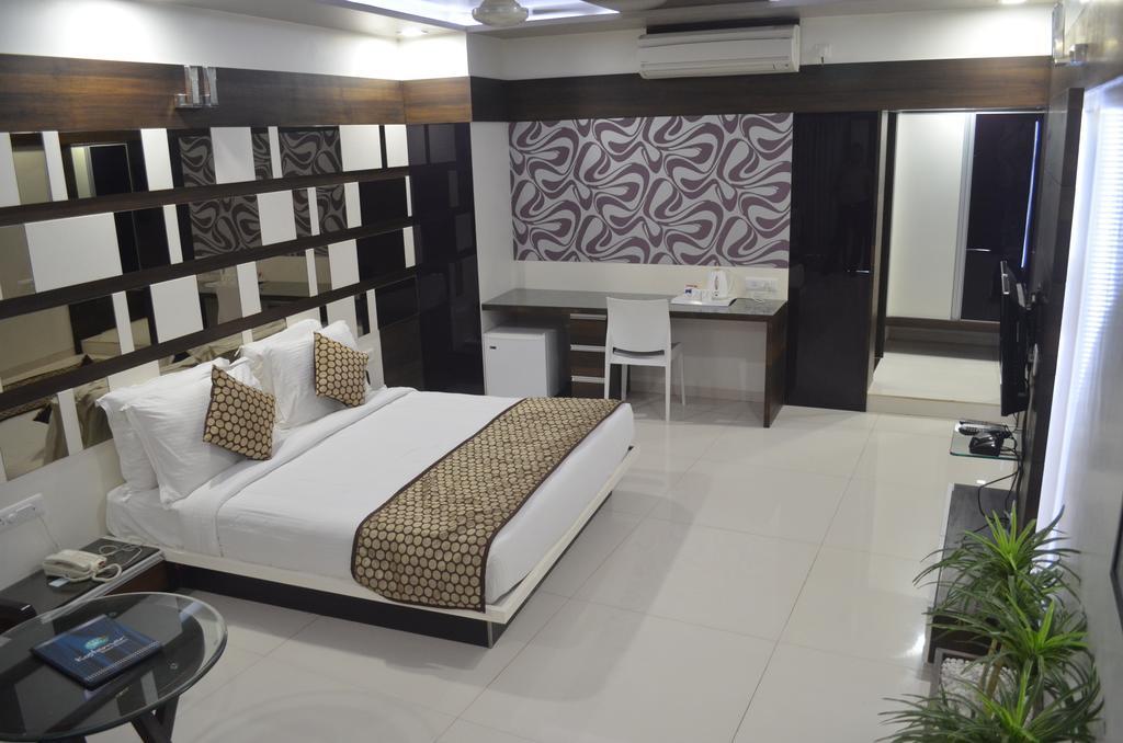 Kostamar Beach Resort Diu Ruang foto