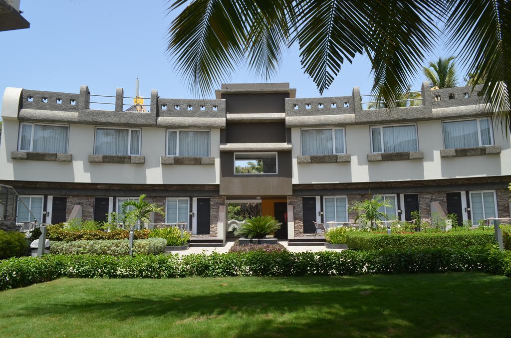 Kostamar Beach Resort Diu Bagian luar foto