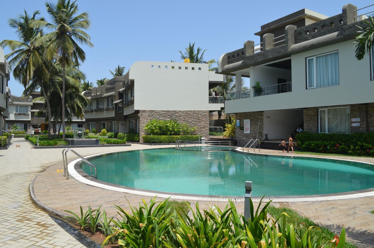 Kostamar Beach Resort Diu Bagian luar foto